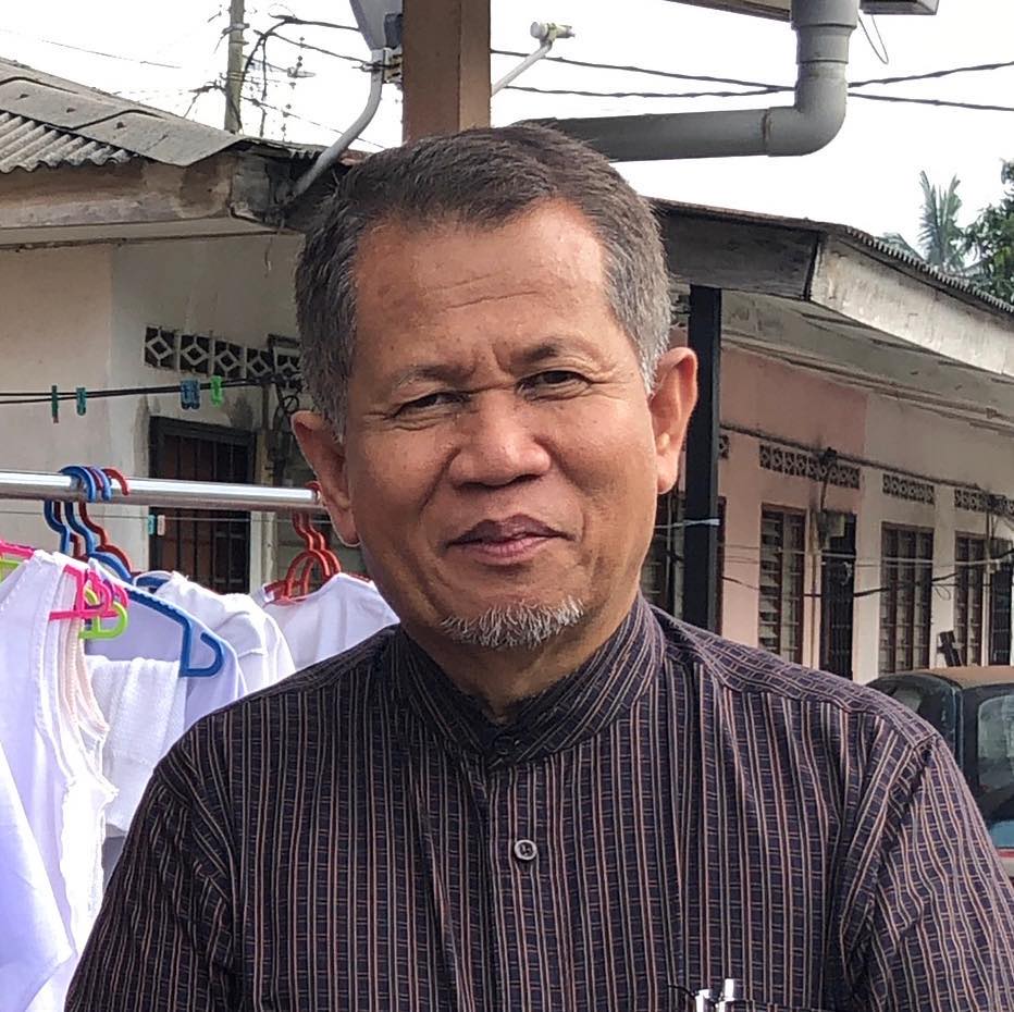Dr Mohd Fadzilah Kamsah
