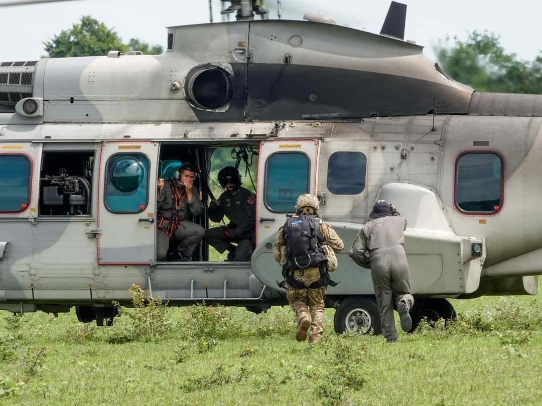 Helikopter 