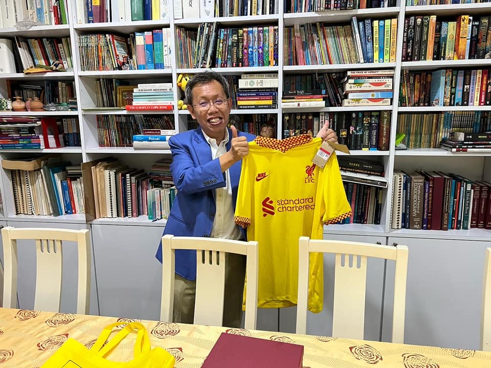 Dr Sim Kui Hian