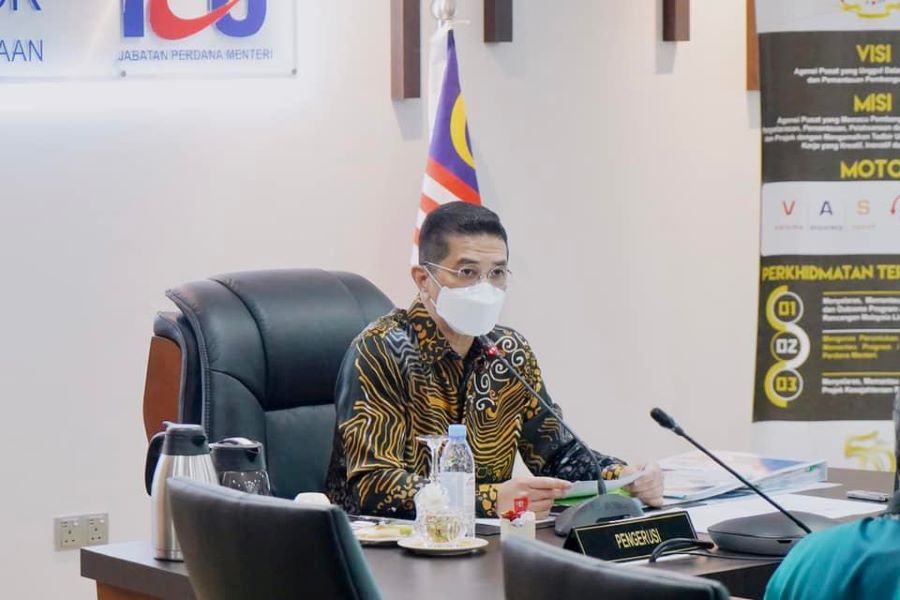 azmin