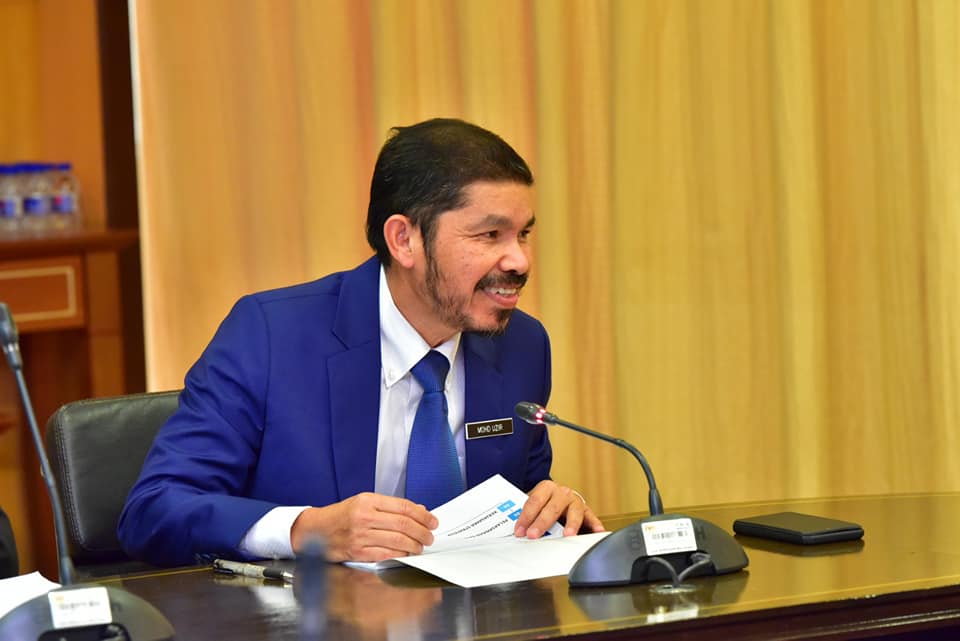 Datuk Sri Dr Mohd Uzir Mahidin 