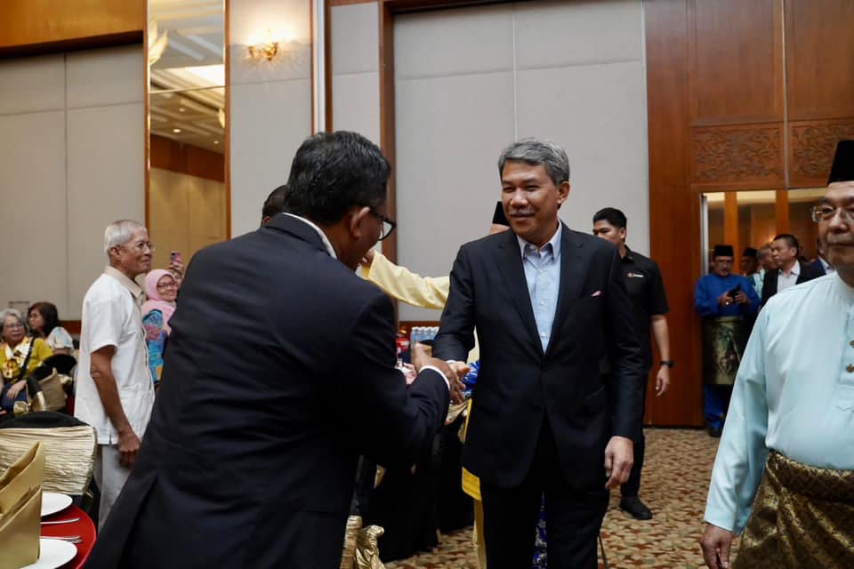 Menteri Pertahanan Datuk Seri Mohamad Hasan