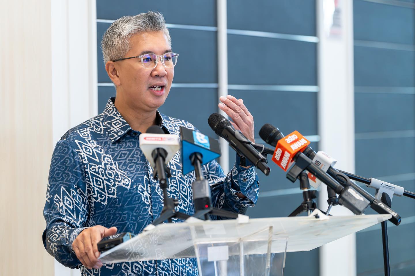 Tengku Datuk Seri Zafrul Abdul Aziz