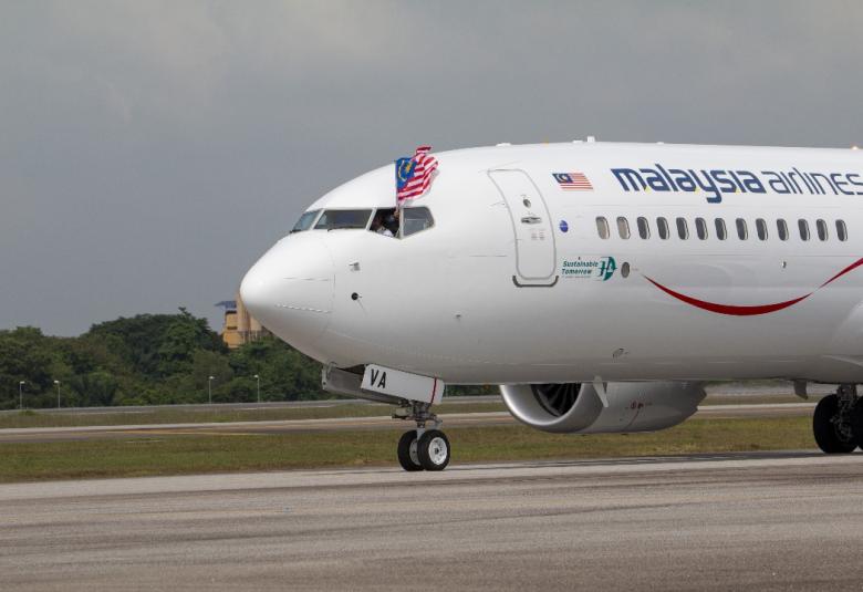 737