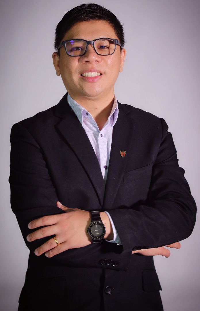 Profesor Madya Dr Lim Chee Leong 