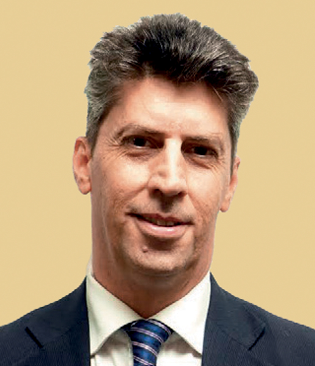  Professor Paolo Casadio
