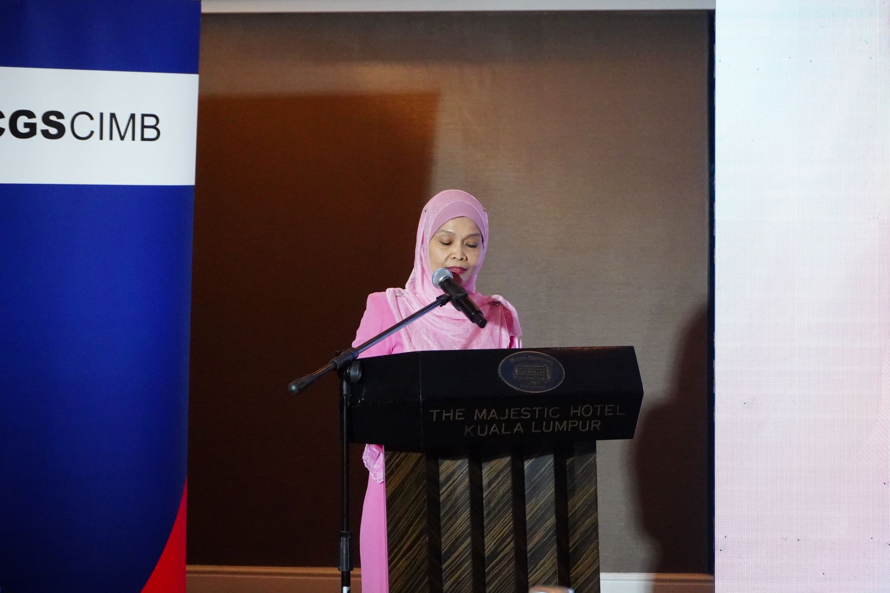 Azizah Mohd Yatim 