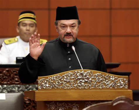 Datuk Seri Amir Hamzah Azizan
