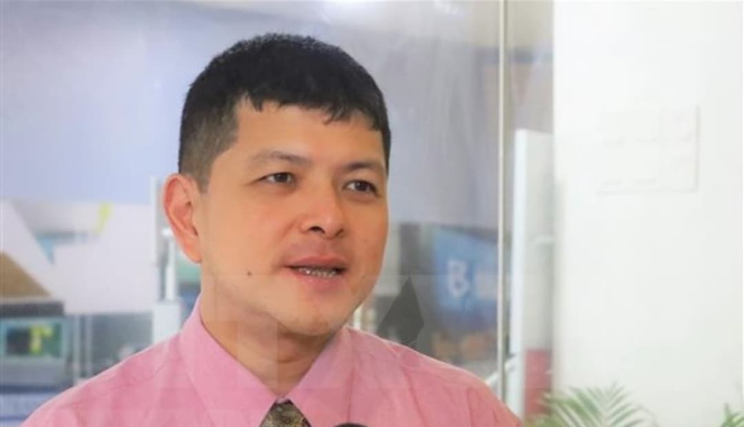Dr. Oh Ei Sun