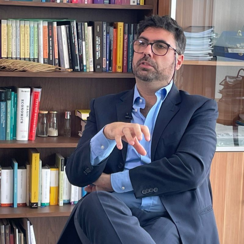 Dr. Carmelo Ferlito