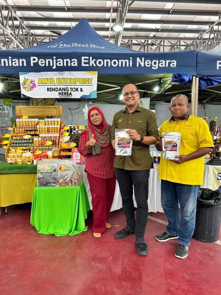 Program FAMA Fest 2023 menjadi platform kepada petani dan usahawan untuk memasarkan produk keluaran mereka.
