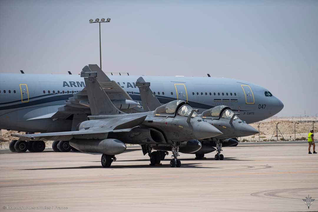 Dua daripada empat buah pesawat Rafale yang terlibat dalam Misi PEGASE 23.