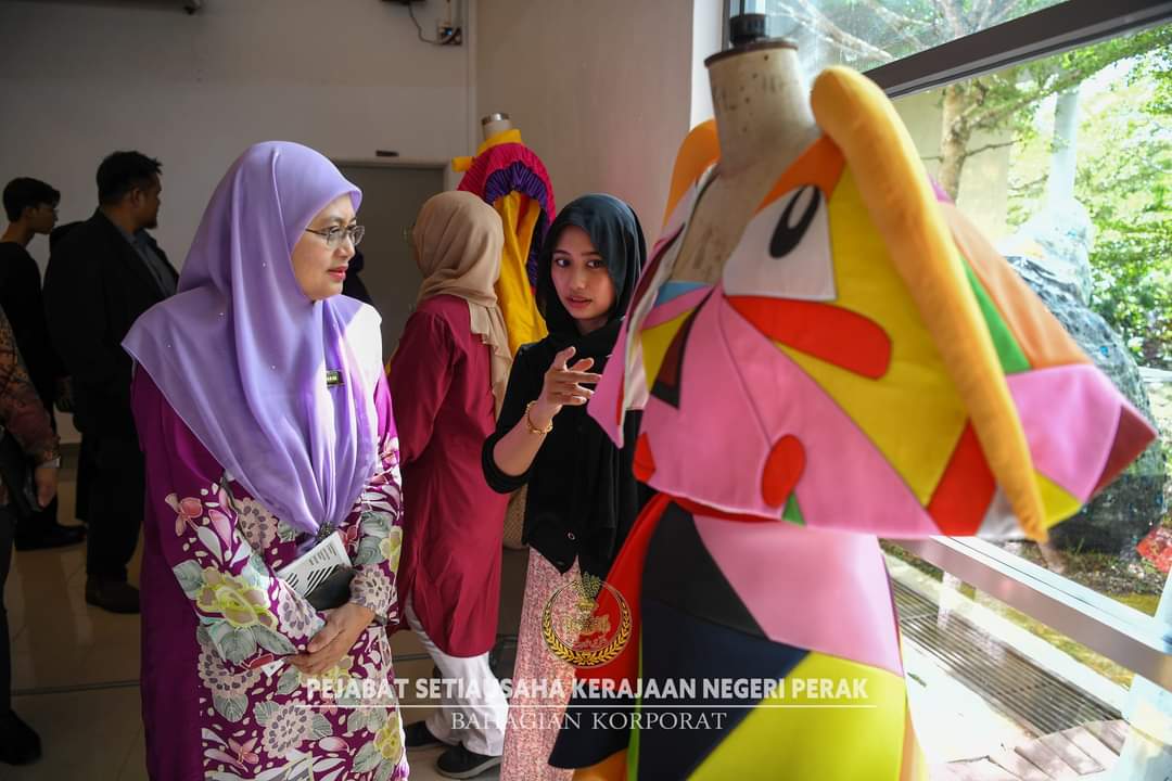 Pameran. 