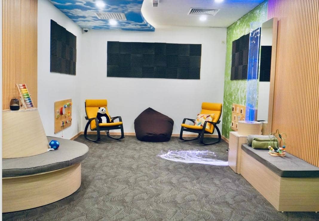 Calm Room yang disediakan di KLIA untuk menambah keselesaan penumpang berkeperluan khas 