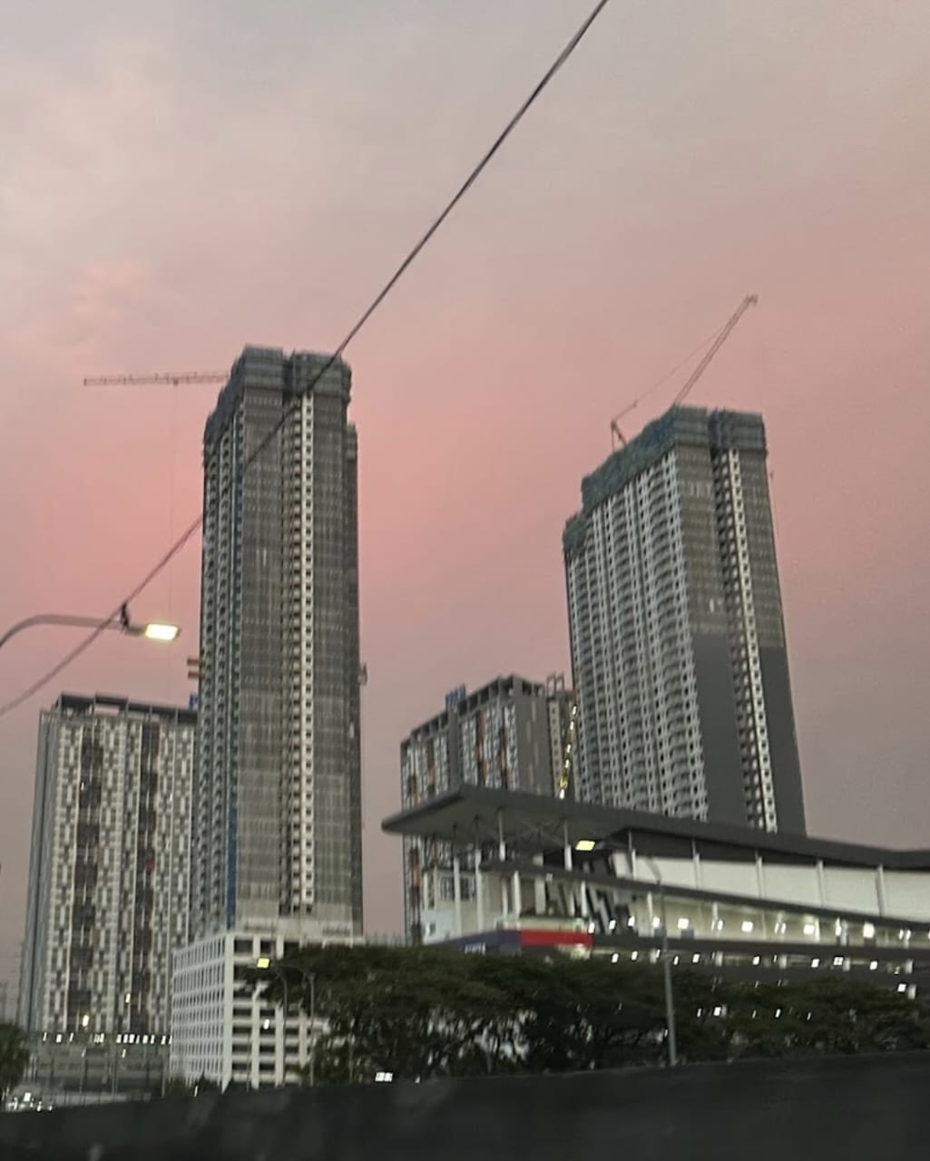 M Luna