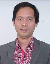 Prof Madya Dr Yusof Saari 