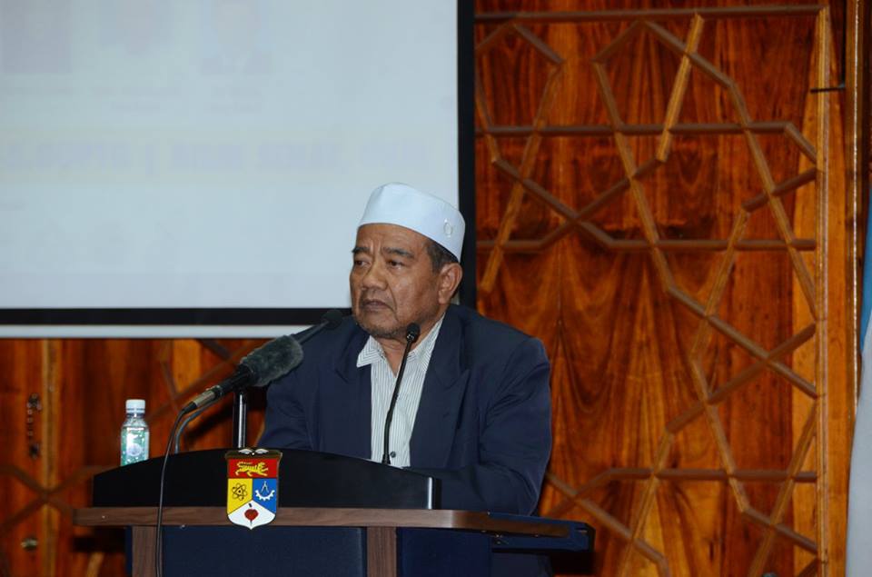 Profesor Madya Ridzuan Awang