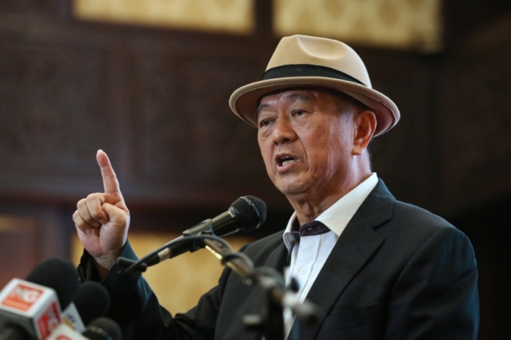  Tan Sri Lee Kim Yew