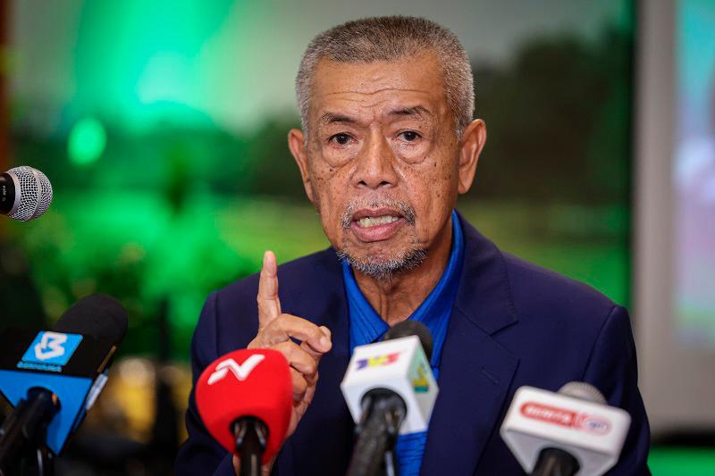  Tan Sri Mohd Anwar Mohd Nor