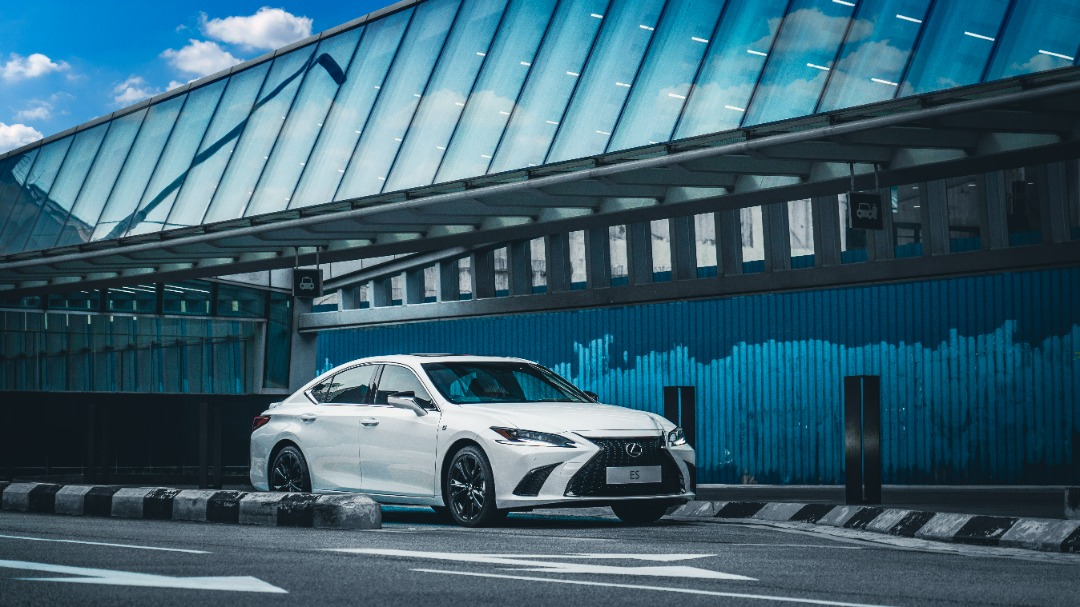 lexus