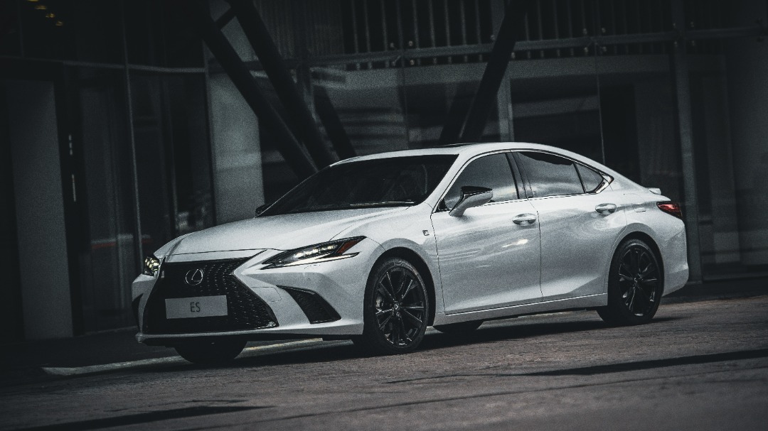 lexus