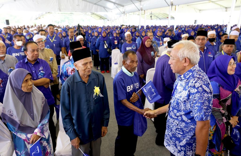 mahdzir khalid