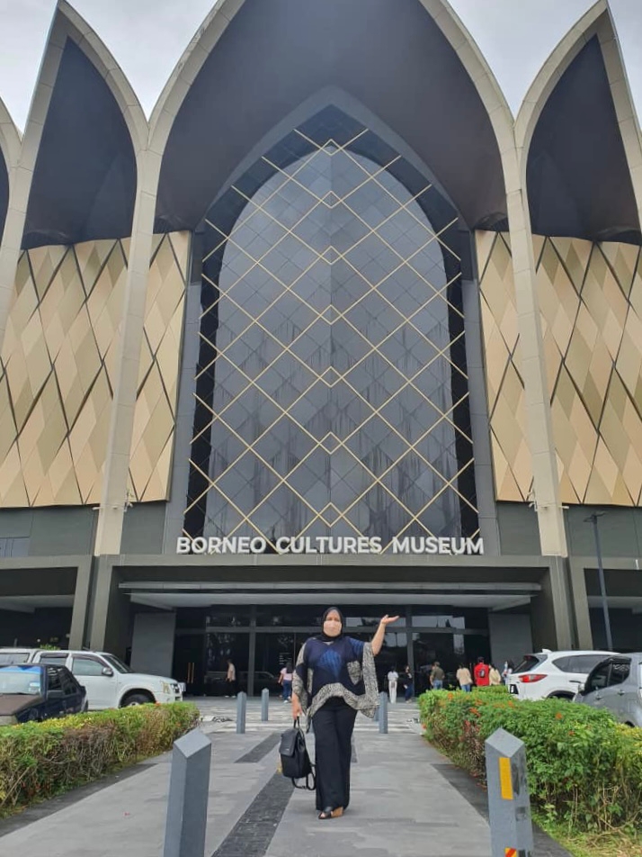 ninot aziz
