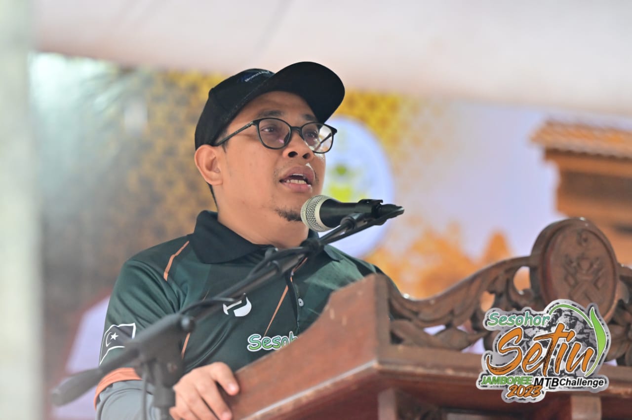  Ahmad Rizal Mamat