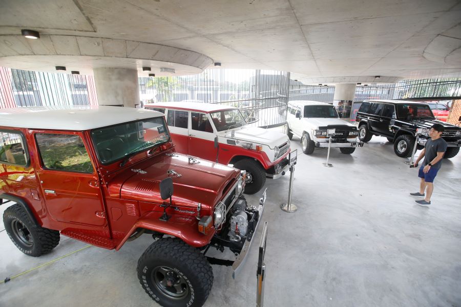 4x4