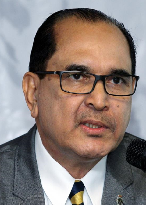 Datuk Seri Akhbar Satar