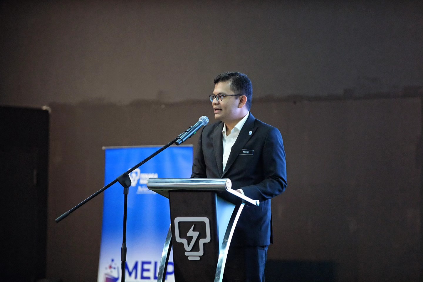 akmal