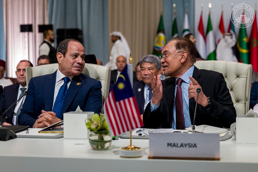 anwar qatar 5