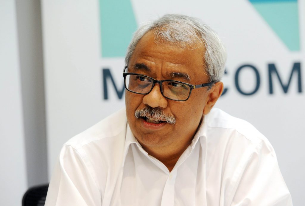 Dr. Nungsari Radhi