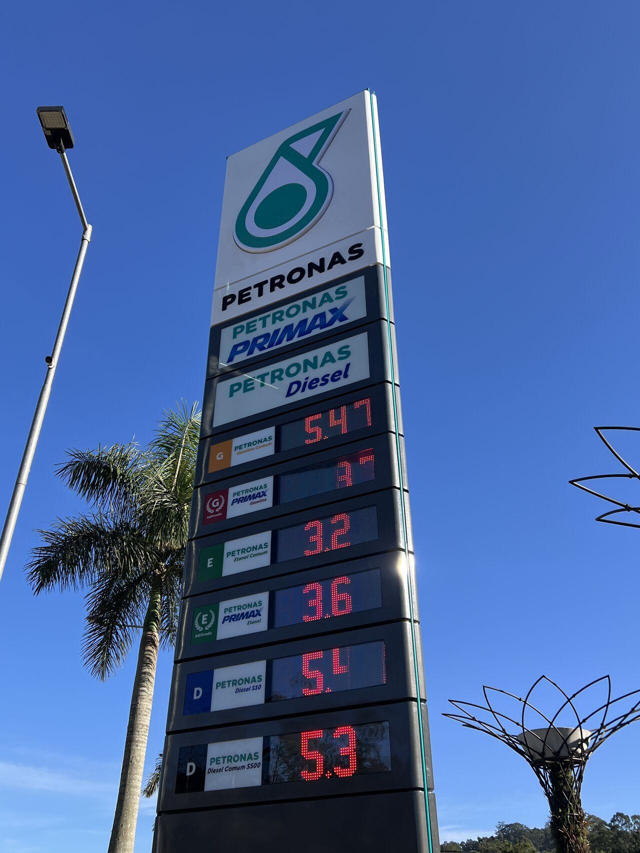 petronas