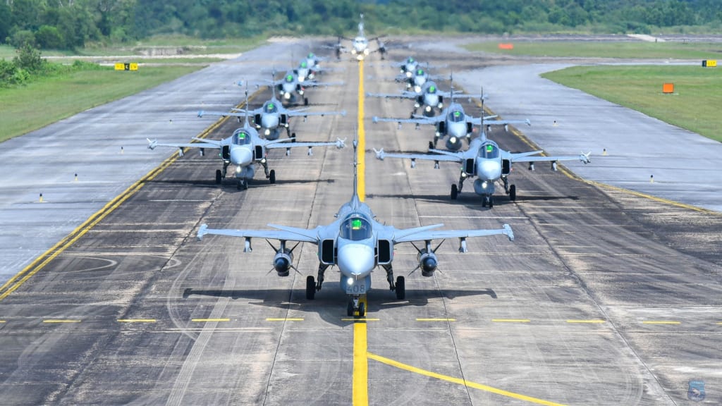 Flet pesawat JAS-39C/D Gripen RTAF.