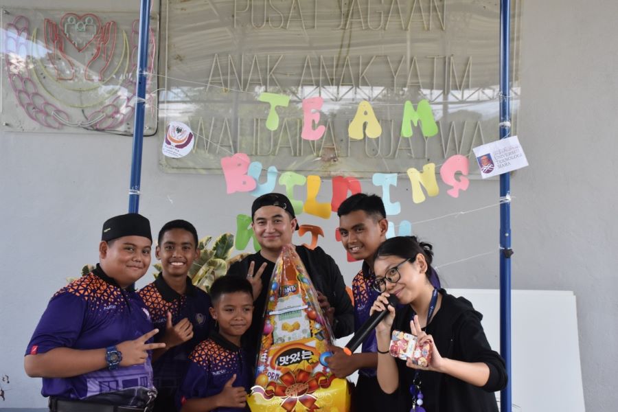uitm