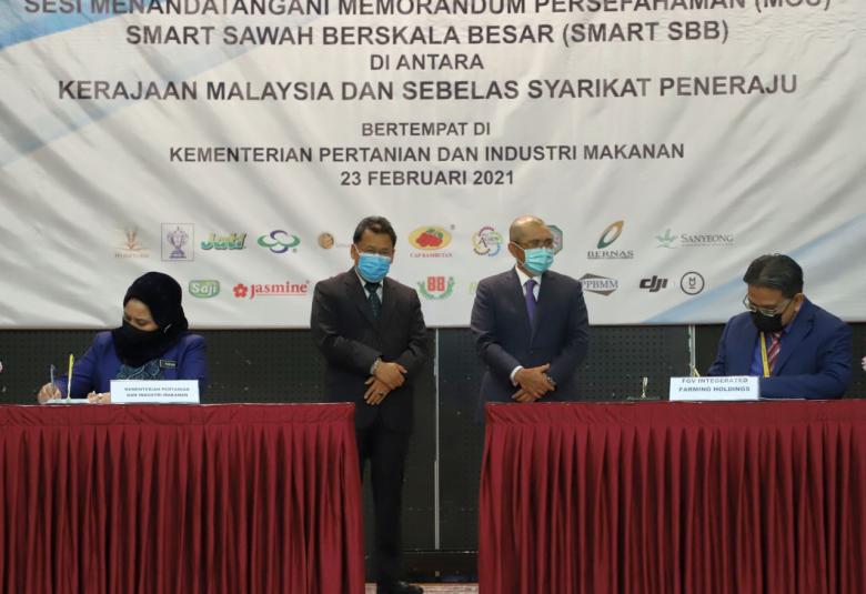 Majlis memeterai Memorandum Persefahaman (MoU) antara MAFI dan syarikat peneraju di Dewan Serbaguna Wisma Tani Putrajaya, hari ini. ​​​​​​​