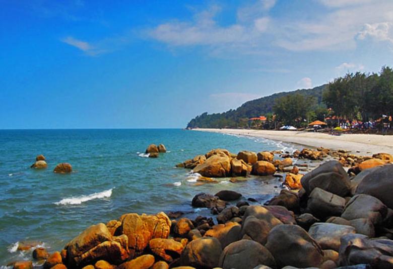 Pantai Teluk Cempedak