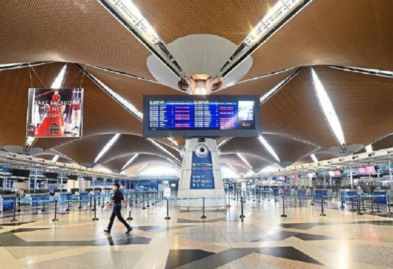 INDUSTRI penerbangan tempatan kini seolah-olah berada dalam Wad Rawatan Rapi (ICU). - Gambar oleh NSTP 