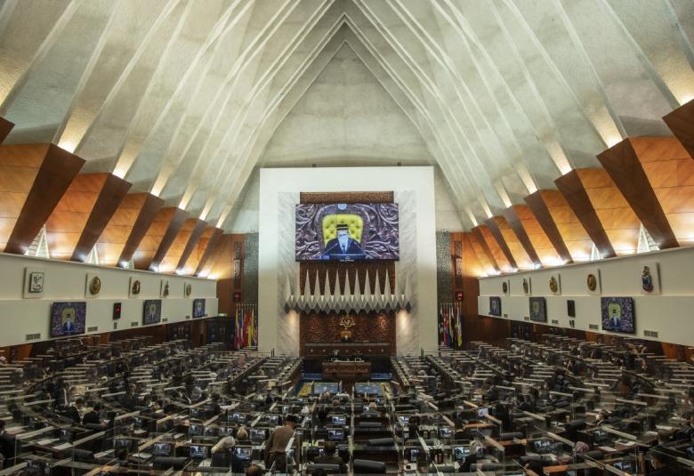 Parlimen. Kredit gambar Harian Metro
