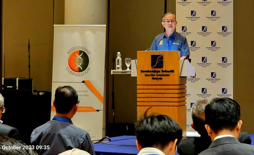 Dr Lee Boon Chye menyampaikan ucapannya pada persidangan SCxSC GROW di sini, hari ini.