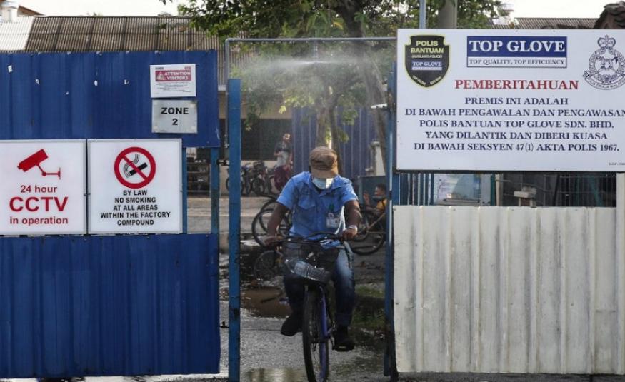 Kilang Top Glove di Klang. Kredit foto Malay Mail
