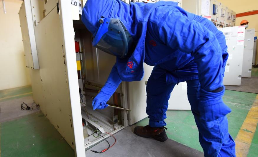 Bekalan elektrik ke Pusat Simpanan & Pemberian Vaksin stabil