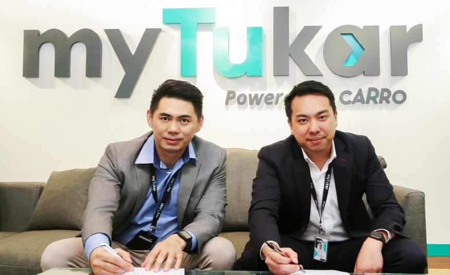 (Dari kiri) Ketua Pegawai Eksekutif myTukar, Fong Hon Sum dan Ketua Pegawai Operasi myTukar, Jeffrey Ong.